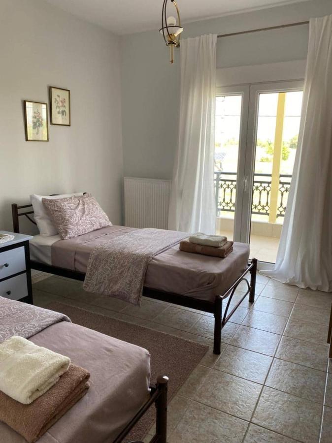 Polys Apartment And Paraskevi Studio With View Ptolemaida Exterior foto
