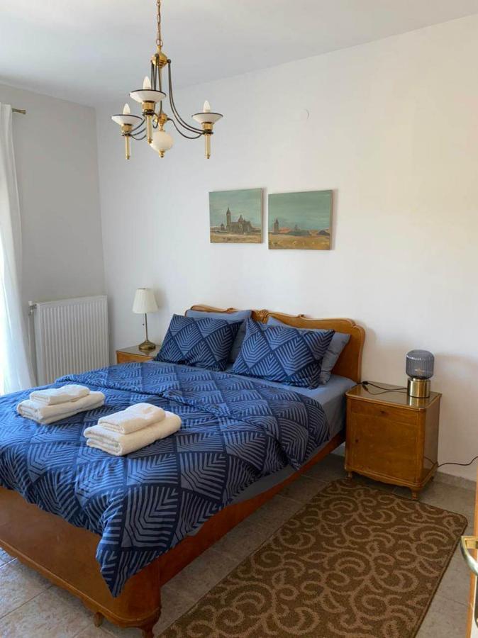 Polys Apartment And Paraskevi Studio With View Ptolemaida Exterior foto